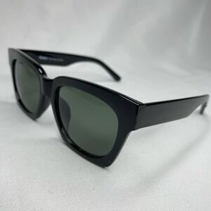 Hitchhiker NY HH1025 Sunglasses Black Square Frame Retro Vintage Style Chic Boho
